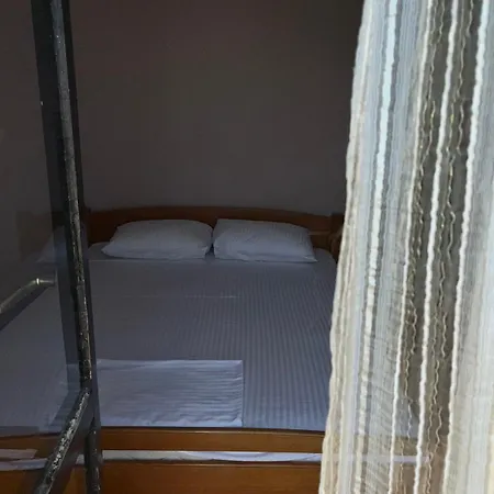 Alexander Apartament Budva