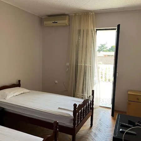Apartament Alexander *