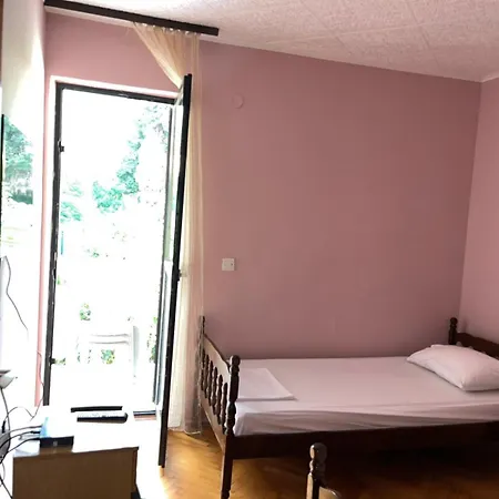 Alexander Apartament